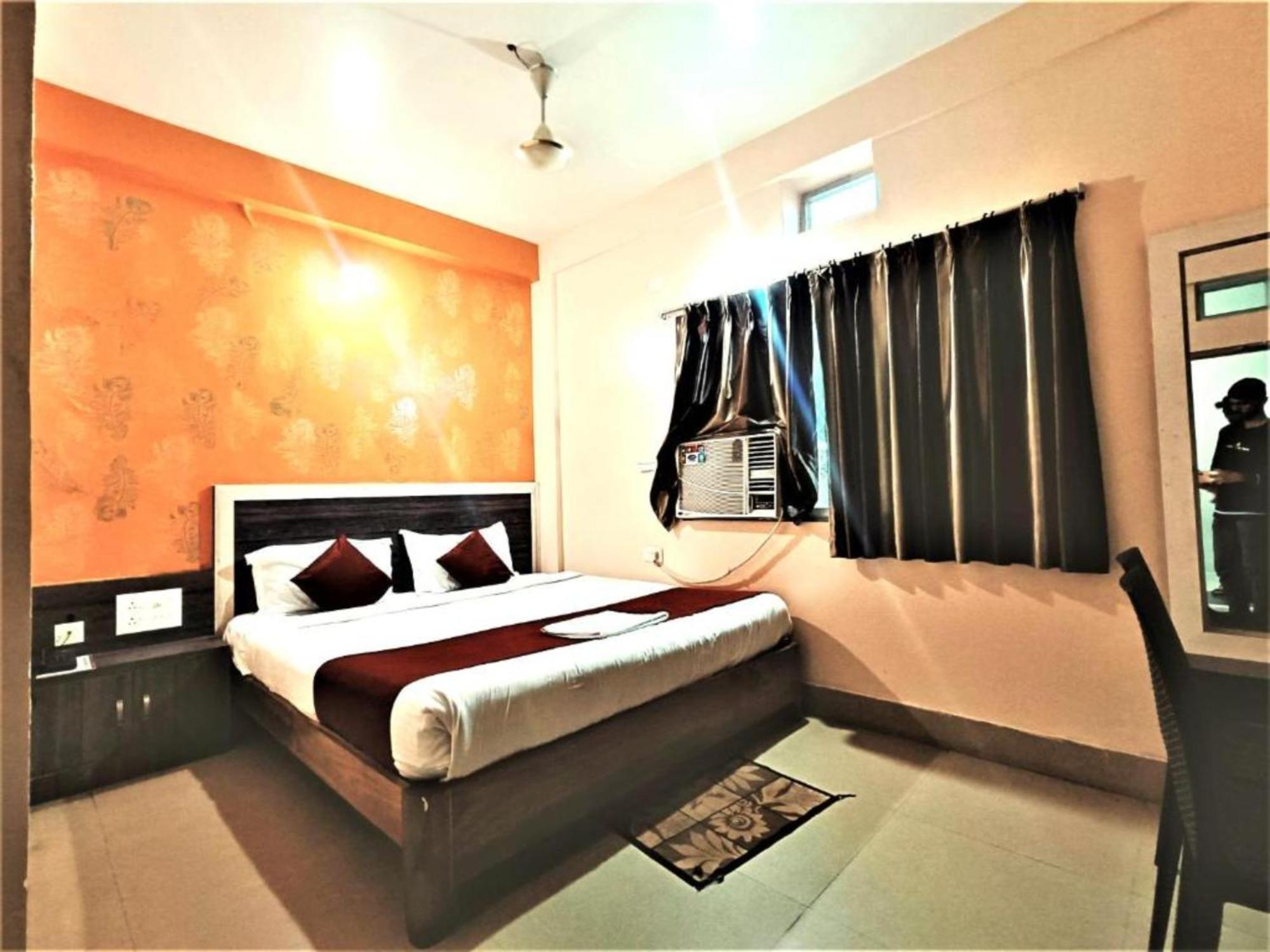 Hotel Krishna Residency Puri Near Sea Beach Best Choice Of Travellers By Morservices Buitenkant foto