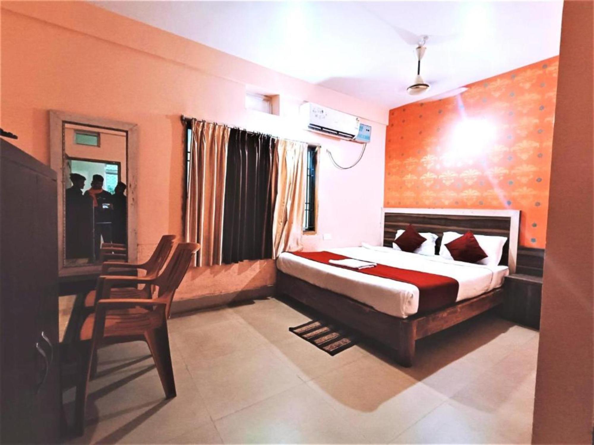 Hotel Krishna Residency Puri Near Sea Beach Best Choice Of Travellers By Morservices Buitenkant foto