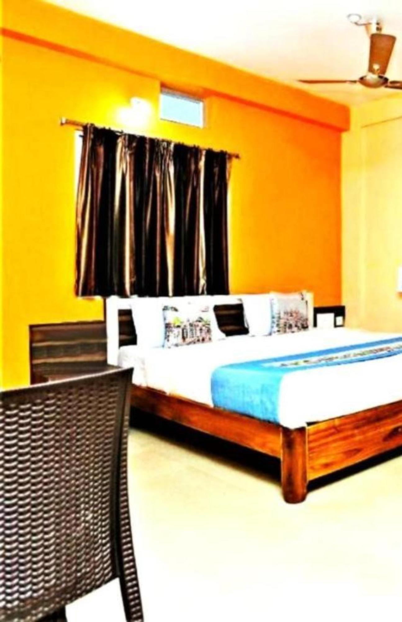 Hotel Krishna Residency Puri Near Sea Beach Best Choice Of Travellers By Morservices Buitenkant foto