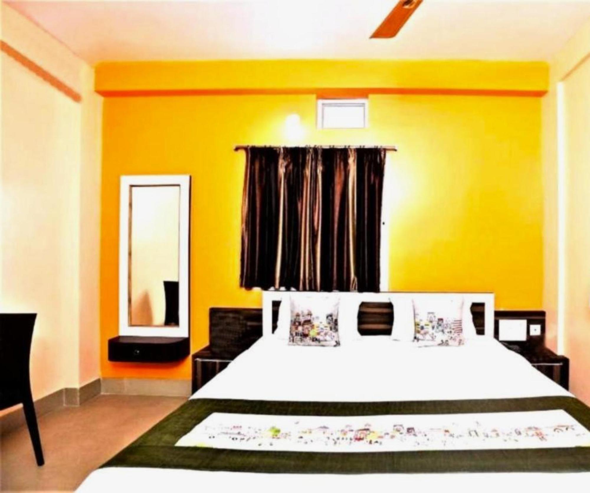 Hotel Krishna Residency Puri Near Sea Beach Best Choice Of Travellers By Morservices Buitenkant foto